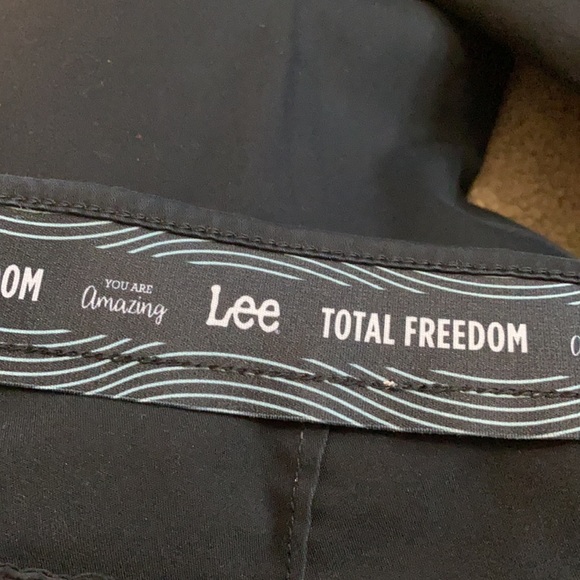 Lee Total Freedom Black Pants - Picture 4 of 5